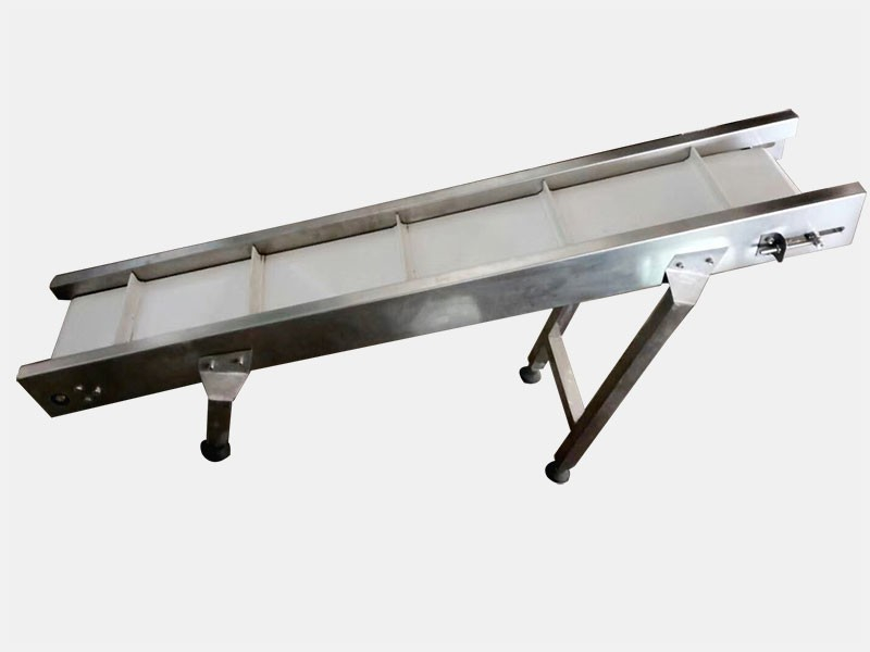 爬坡輸送機(jī),爬坡輸送機(jī)價(jià)格