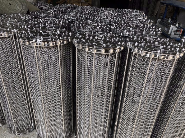 不銹鋼食品輸送網(wǎng)帶,鏈條式輸送網(wǎng)帶的作用與用途