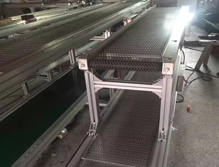 網(wǎng)帶輸送機