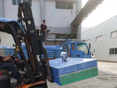 金泰-產(chǎn)品裝車(chē)